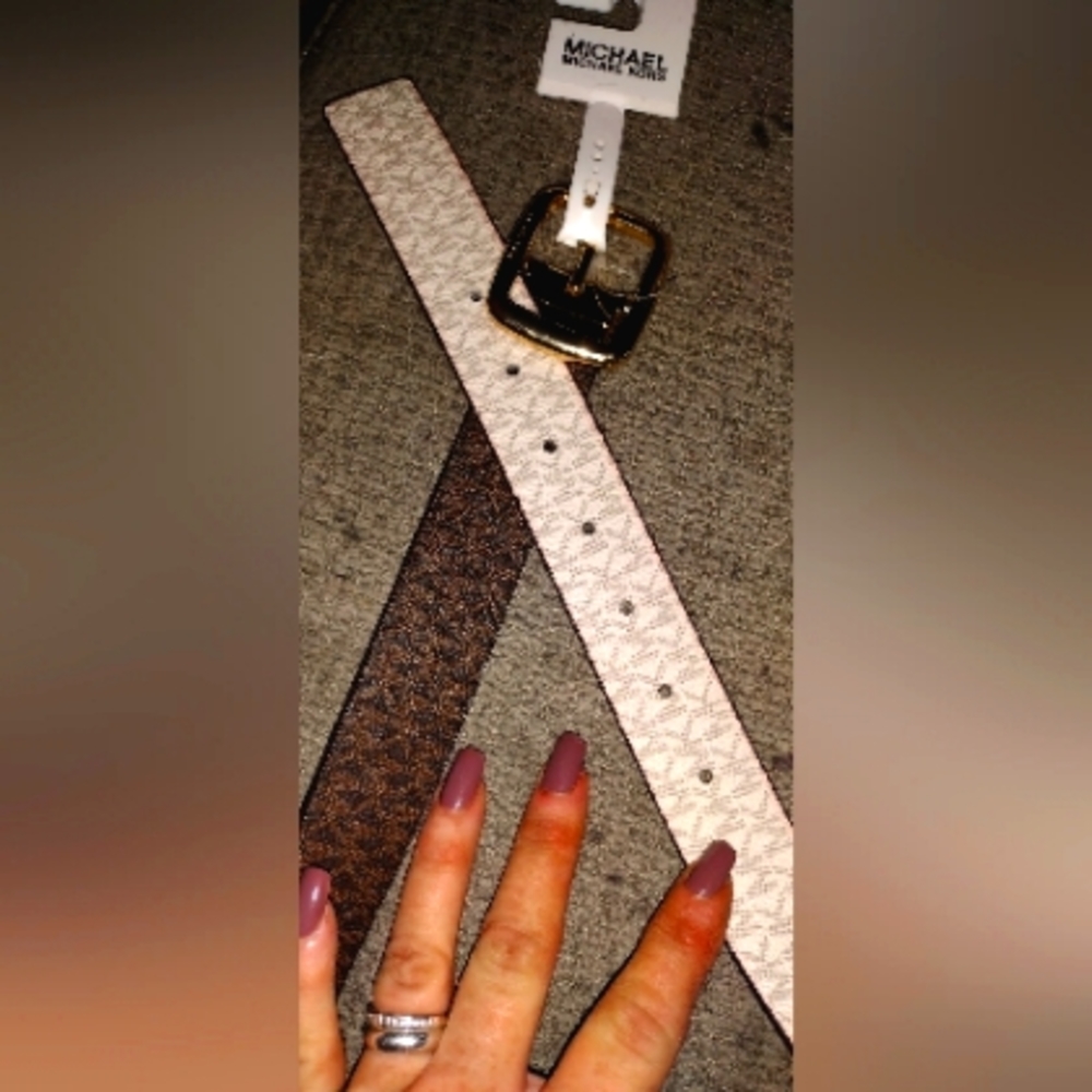 Michael Kors reversible belt